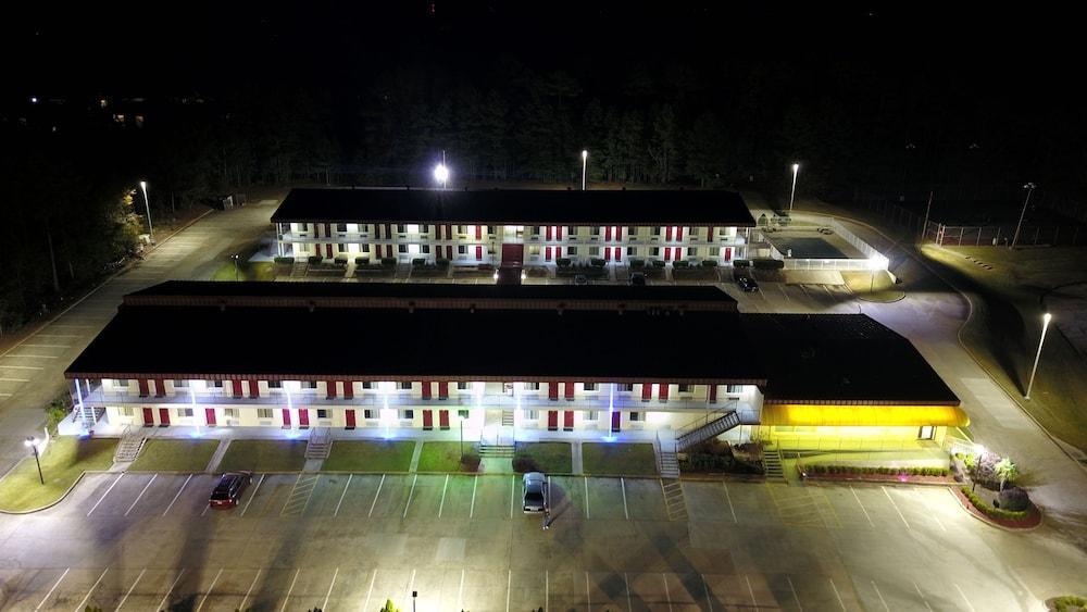 Days Inn Milledgeville Eksteriør bilde